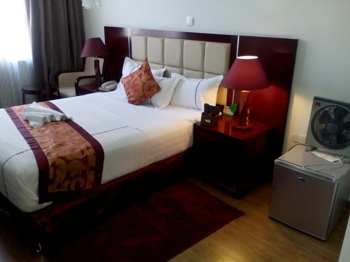 Rahnile Hotel Baher Dar Extérieur photo