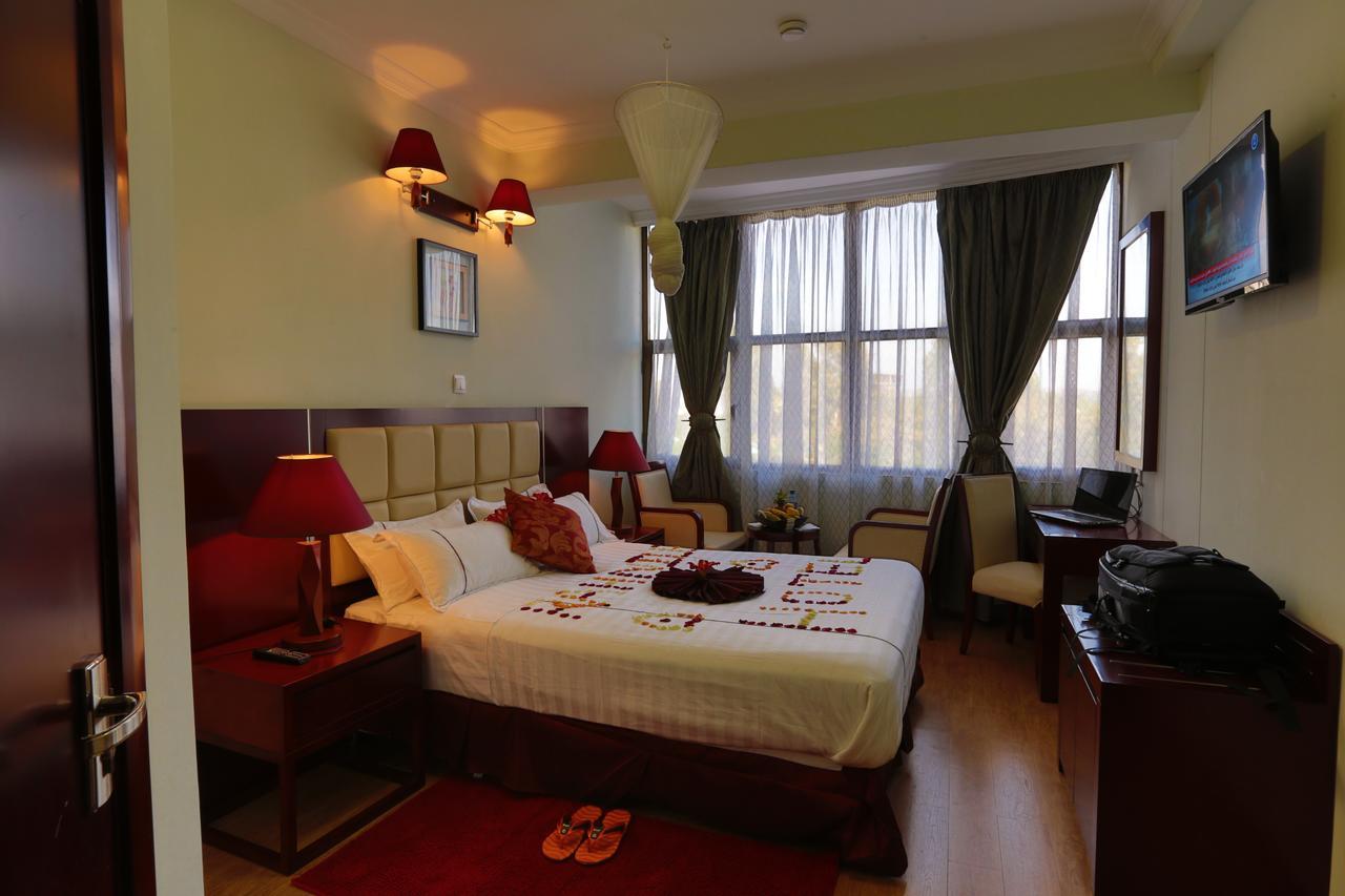 Rahnile Hotel Baher Dar Extérieur photo