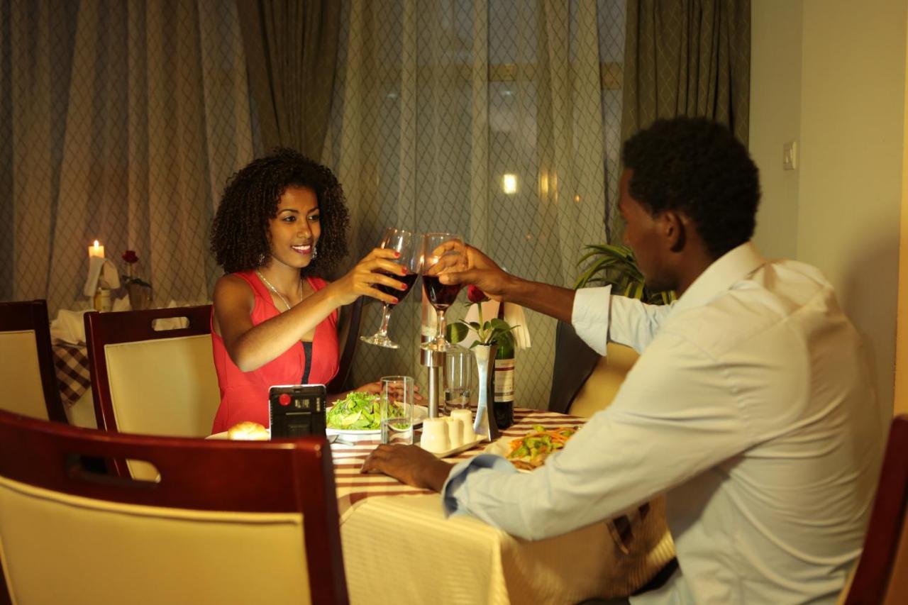 Rahnile Hotel Baher Dar Extérieur photo